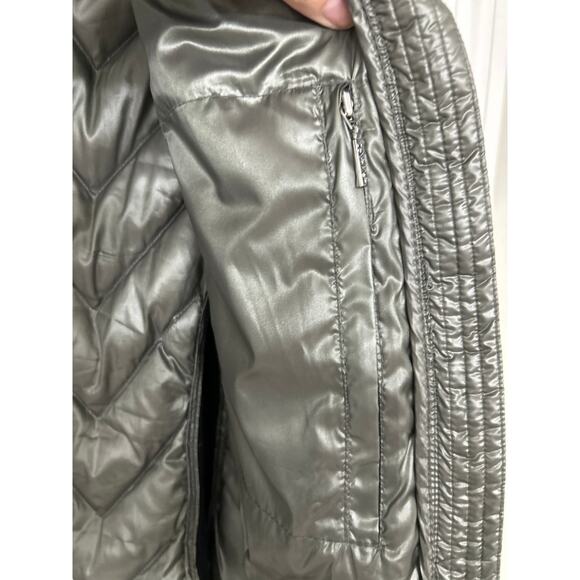 Calvin Klein Performance Gray Quilted Down Puffer Vest Large Outdoor Active - Picture 14 of 15